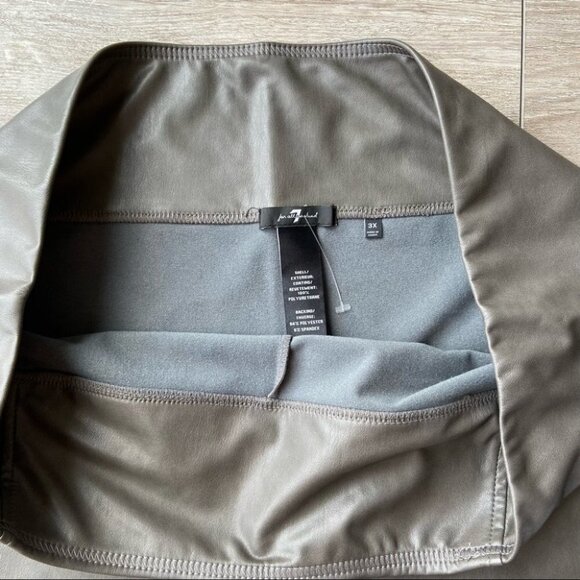 NWT 7 For  All Mankind Faux Leather Legging - Picture 6 of 12